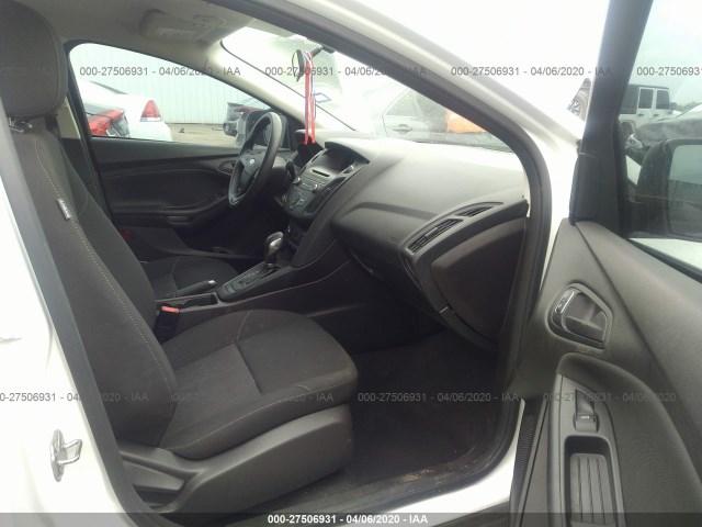 Photo 4 VIN: 1FADP3E26GL262385 - FORD FOCUS 