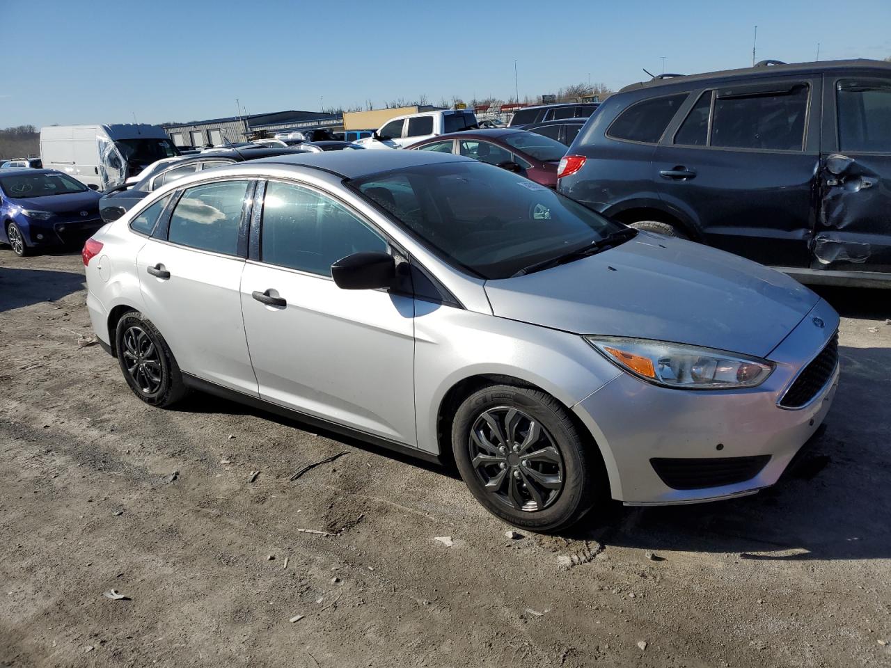 Photo 3 VIN: 1FADP3E26GL322357 - FORD FOCUS 