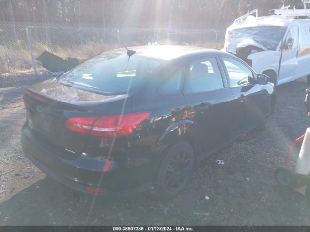 Photo 3 VIN: 1FADP3E26GL371624 - FORD FOCUS 