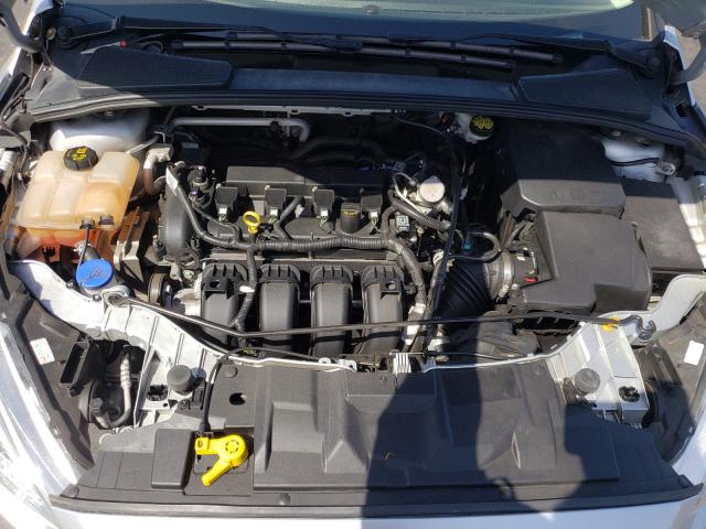 Photo 6 VIN: 1FADP3E26GL380033 - FORD FOCUS 