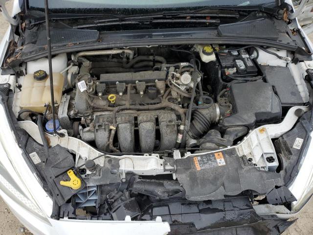 Photo 10 VIN: 1FADP3E26HL241585 - FORD FOCUS 