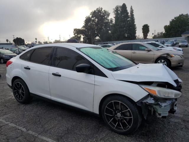 Photo 3 VIN: 1FADP3E26HL296117 - FORD FOCUS 