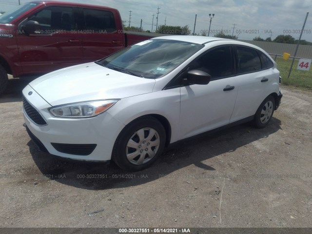 Photo 1 VIN: 1FADP3E26JL210701 - FORD FOCUS 