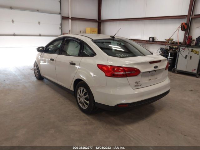 Photo 2 VIN: 1FADP3E26JL276729 - FORD FOCUS 