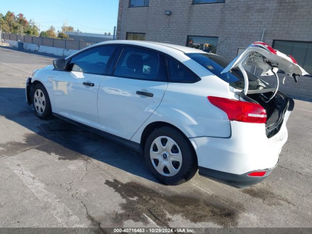 Photo 2 VIN: 1FADP3E26JL291215 - FORD FOCUS 