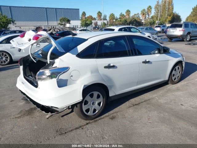 Photo 3 VIN: 1FADP3E26JL291215 - FORD FOCUS 