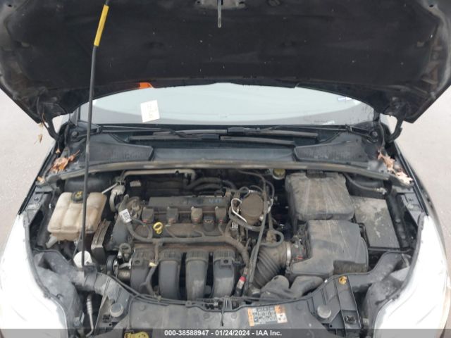 Photo 9 VIN: 1FADP3E27EL389949 - FORD FOCUS 