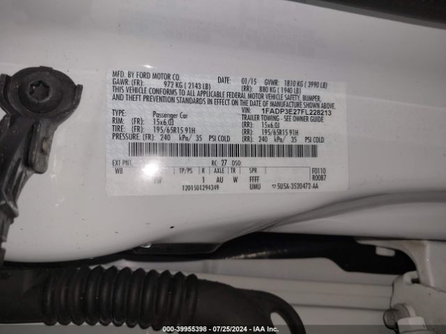 Photo 8 VIN: 1FADP3E27FL228213 - FORD FOCUS 