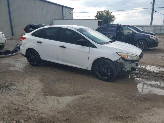 Photo 3 VIN: 1FADP3E27FL255296 - FORD FOCUS S 