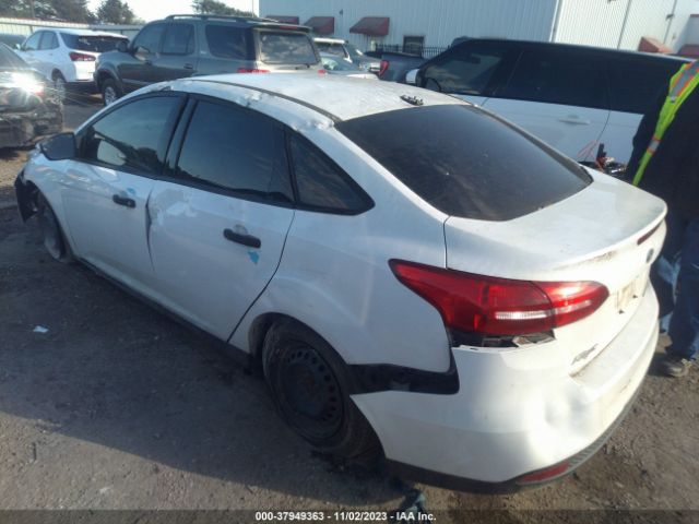 Photo 2 VIN: 1FADP3E27FL255380 - FORD FOCUS 