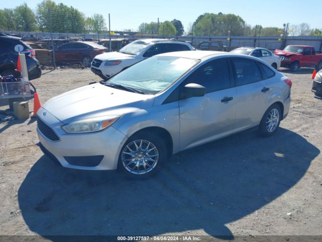 Photo 1 VIN: 1FADP3E27GL266221 - FORD FOCUS 