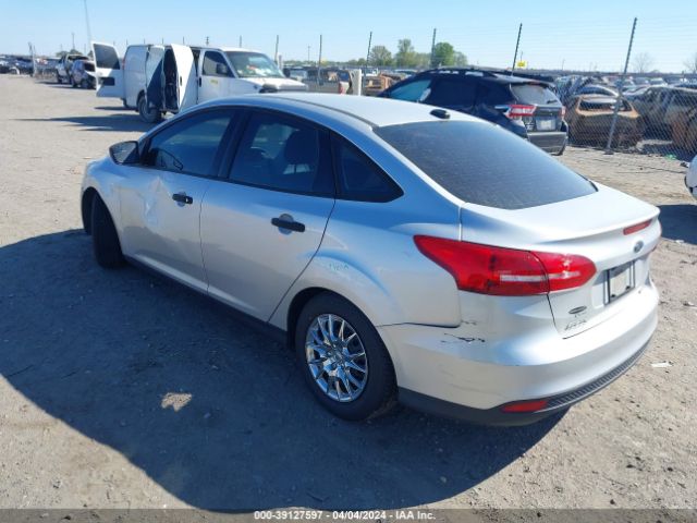 Photo 2 VIN: 1FADP3E27GL266221 - FORD FOCUS 