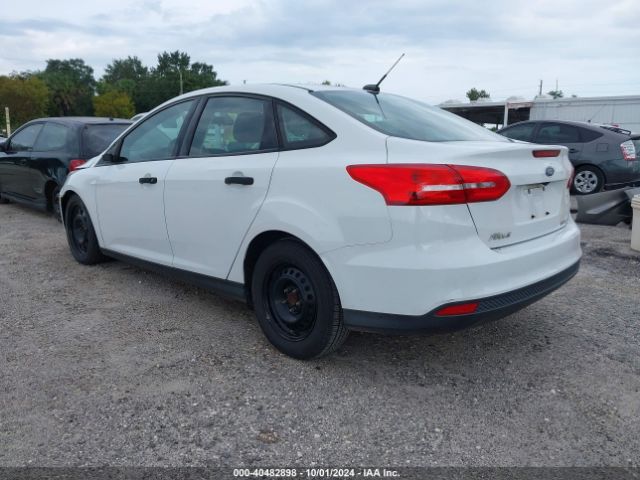 Photo 2 VIN: 1FADP3E27GL294701 - FORD FOCUS 