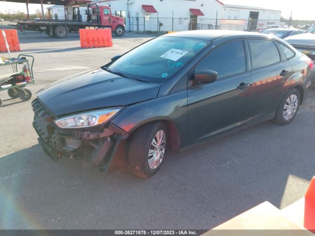 Photo 1 VIN: 1FADP3E27GL296657 - FORD FOCUS 