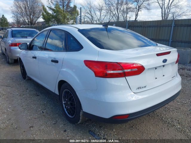 Photo 2 VIN: 1FADP3E27GL377514 - FORD FOCUS 