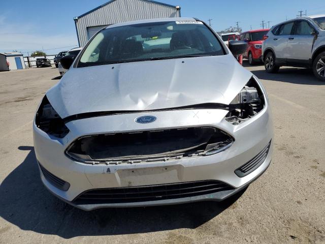 Photo 4 VIN: 1FADP3E27GL380090 - FORD FOCUS 