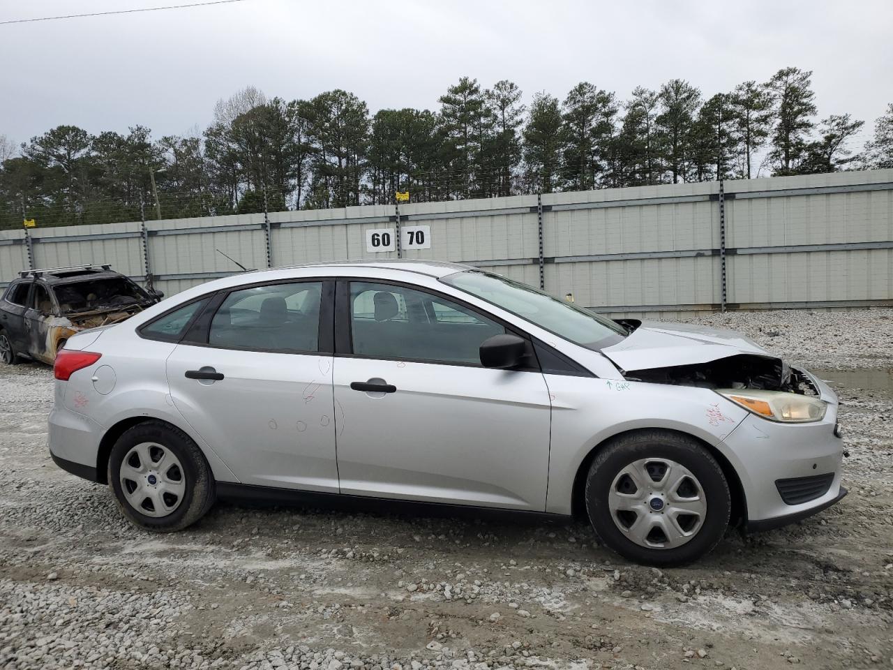 Photo 3 VIN: 1FADP3E27HL279231 - FORD FOCUS 