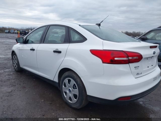 Photo 2 VIN: 1FADP3E27HL298913 - FORD FOCUS 