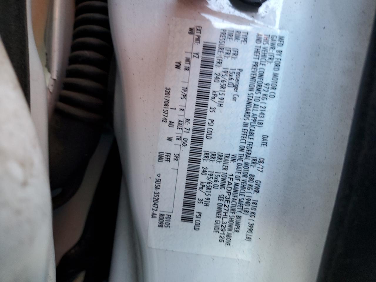 Photo 11 VIN: 1FADP3E27HL329125 - FORD FOCUS 