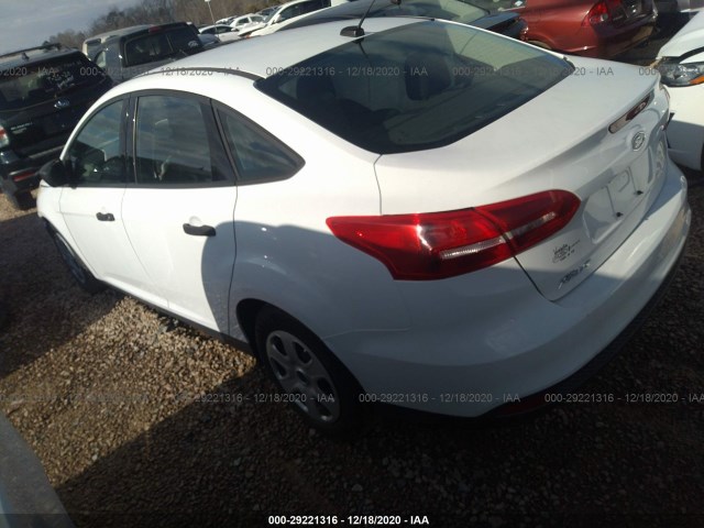 Photo 2 VIN: 1FADP3E27JL208844 - FORD FOCUS 