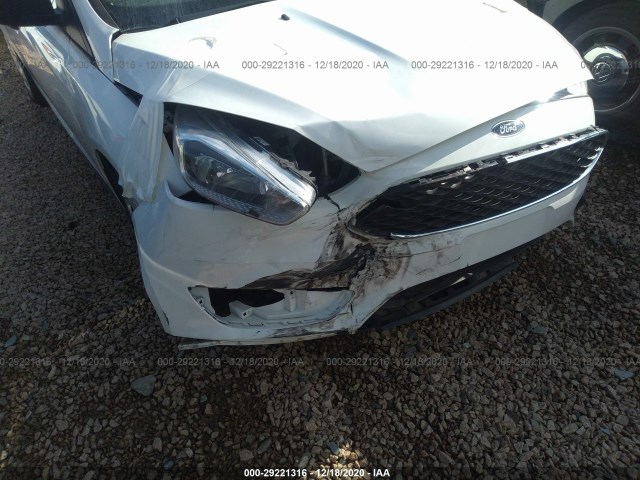 Photo 5 VIN: 1FADP3E27JL208844 - FORD FOCUS 