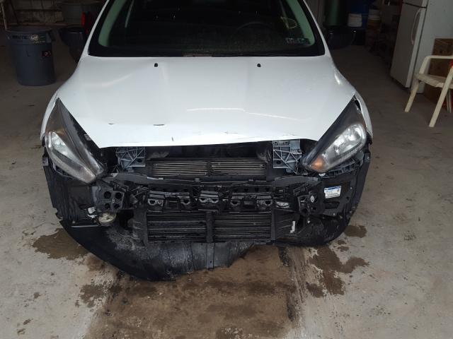 Photo 8 VIN: 1FADP3E27JL243240 - FORD FOCUS 