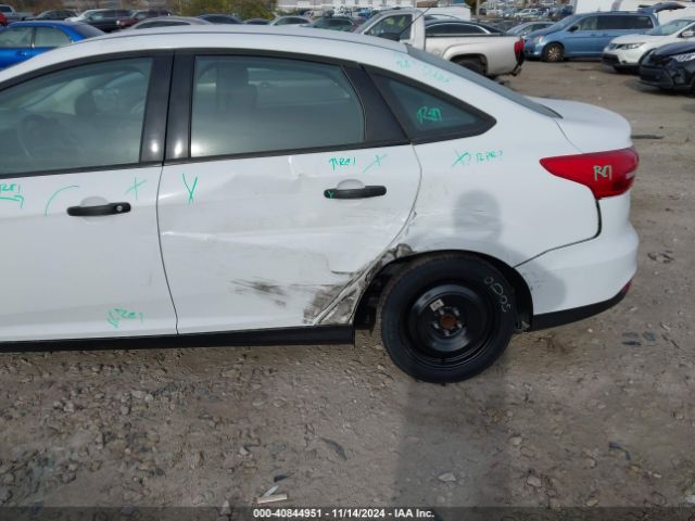 Photo 5 VIN: 1FADP3E27JL298657 - FORD FOCUS 