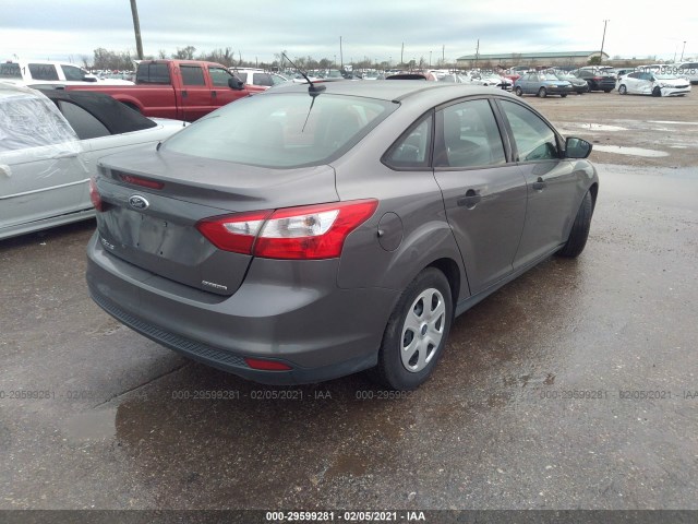 Photo 3 VIN: 1FADP3E28DL158119 - FORD FOCUS 