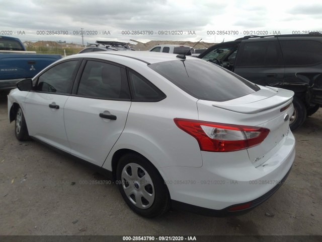 Photo 2 VIN: 1FADP3E28EL310952 - FORD FOCUS 