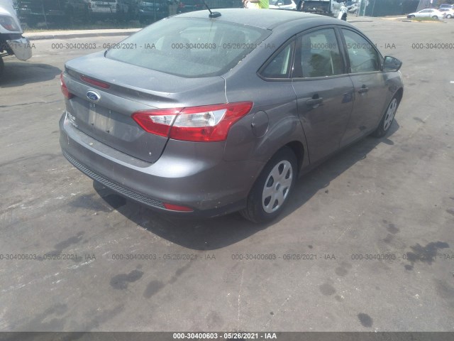 Photo 3 VIN: 1FADP3E29DL305175 - FORD FOCUS 