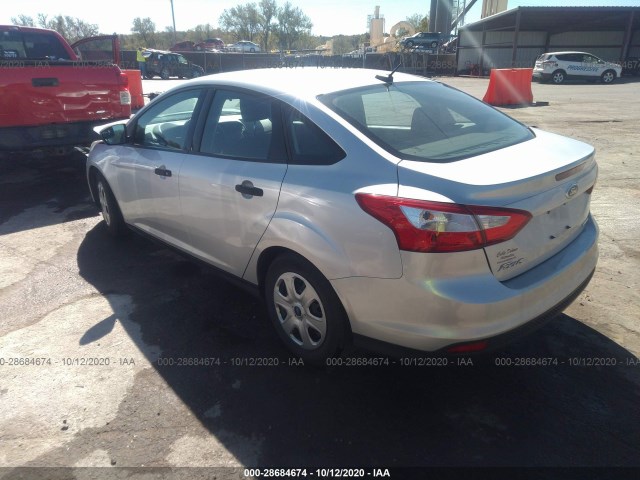 Photo 2 VIN: 1FADP3E29EL247084 - FORD FOCUS 