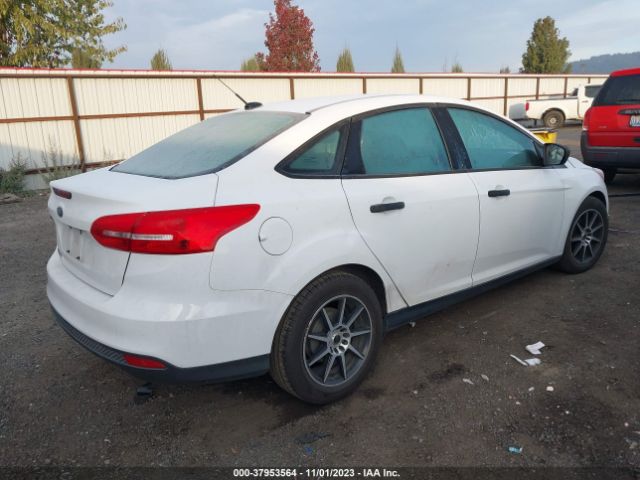 Photo 3 VIN: 1FADP3E29FL257082 - FORD FOCUS S 