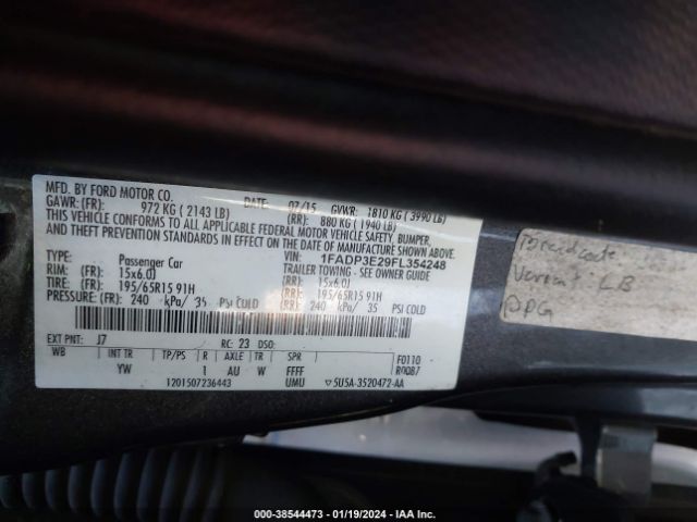 Photo 8 VIN: 1FADP3E29FL354248 - FORD FOCUS 