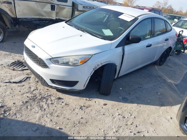 Photo 1 VIN: 1FADP3E29GL202004 - FORD FOCUS 