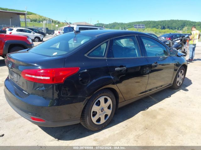 Photo 3 VIN: 1FADP3E29GL211124 - FORD FOCUS 