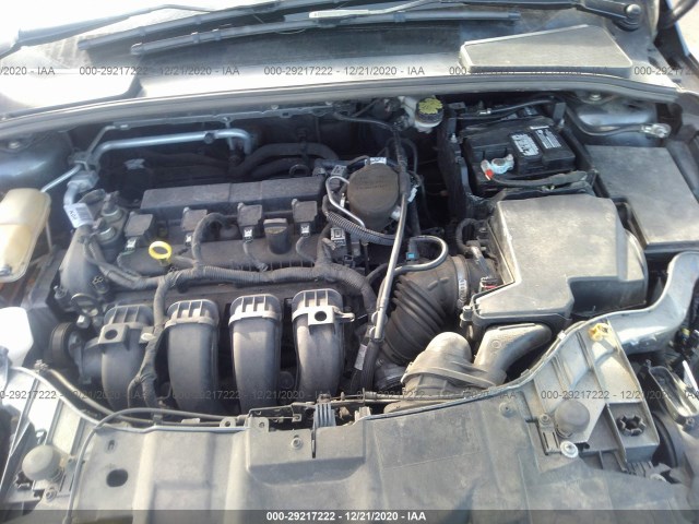 Photo 9 VIN: 1FADP3E29GL215996 - FORD FOCUS 