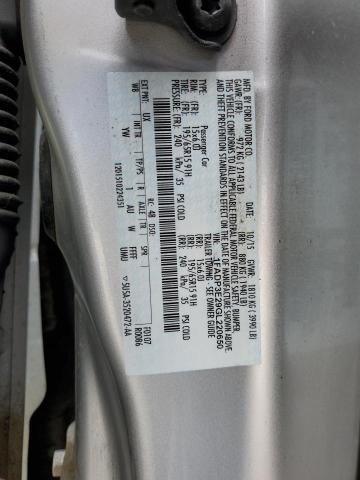 Photo 11 VIN: 1FADP3E29GL220650 - FORD FOCUS 