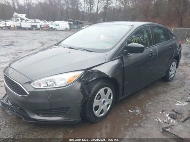 Photo 1 VIN: 1FADP3E29GL349908 - FORD FOCUS 