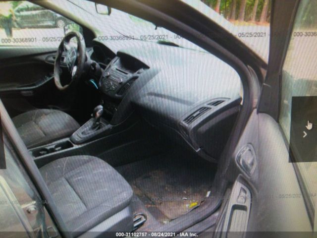 Photo 4 VIN: 1FADP3E29GL393858 - FORD FOCUS 