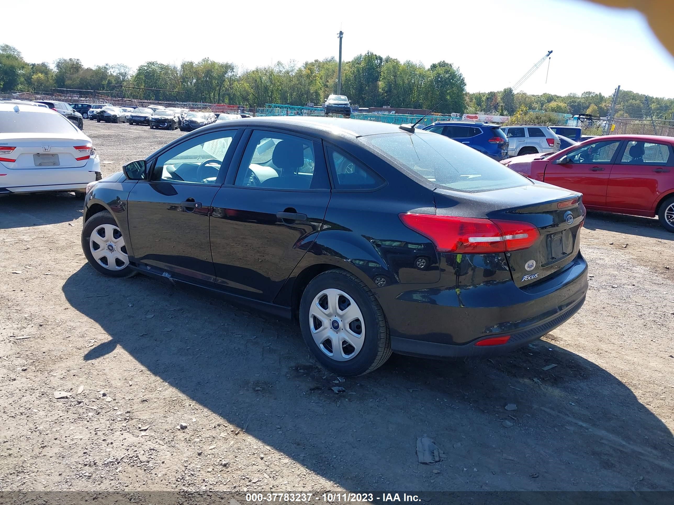 Photo 2 VIN: 1FADP3E29HL218303 - FORD FOCUS 