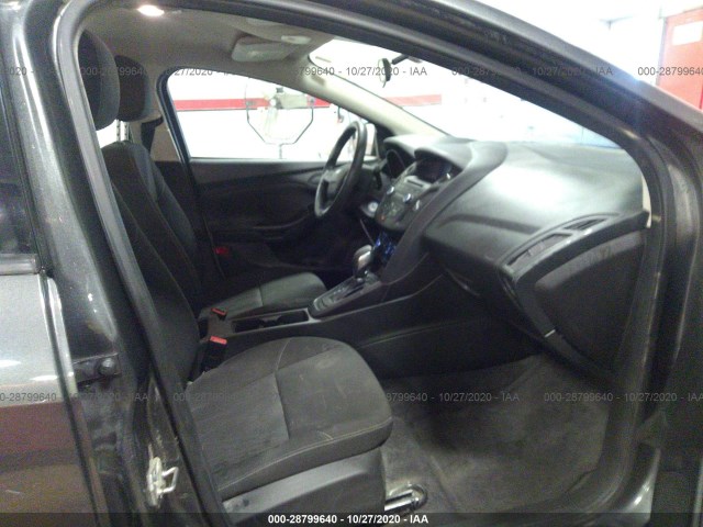 Photo 4 VIN: 1FADP3E29HL244870 - FORD FOCUS 