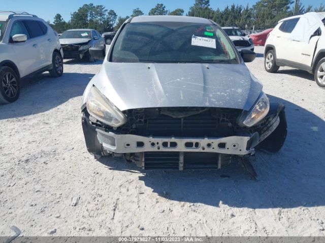 Photo 5 VIN: 1FADP3E29HL296189 - FORD FOCUS 