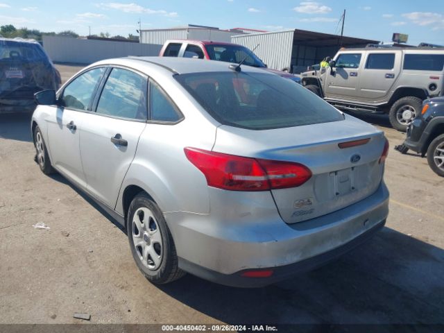 Photo 2 VIN: 1FADP3E29HL318630 - FORD FOCUS 