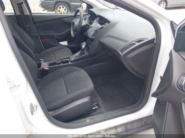 Photo 4 VIN: 1FADP3E29JL210062 - FORD FOCUS 