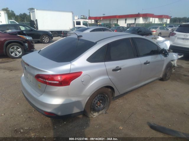 Photo 3 VIN: 1FADP3E29JL300294 - FORD FOCUS 