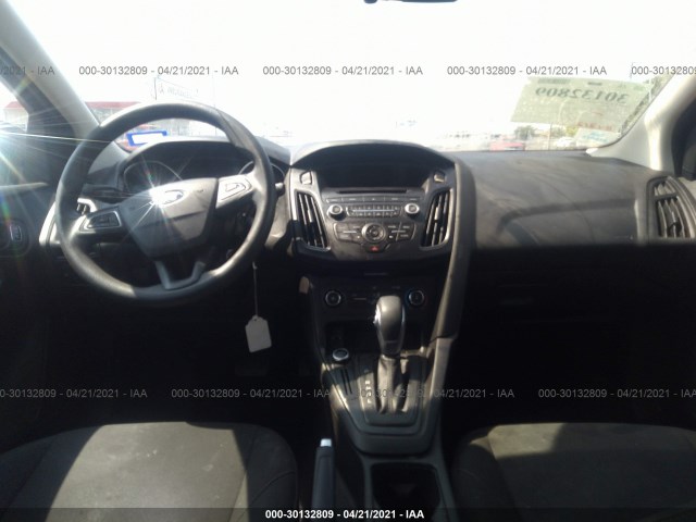 Photo 4 VIN: 1FADP3E2XFL368160 - FORD FOCUS 