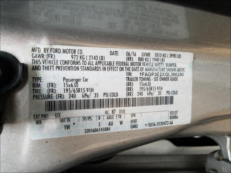 Photo 9 VIN: 1FADP3E2XGL366250 - FORD FOCUS S 