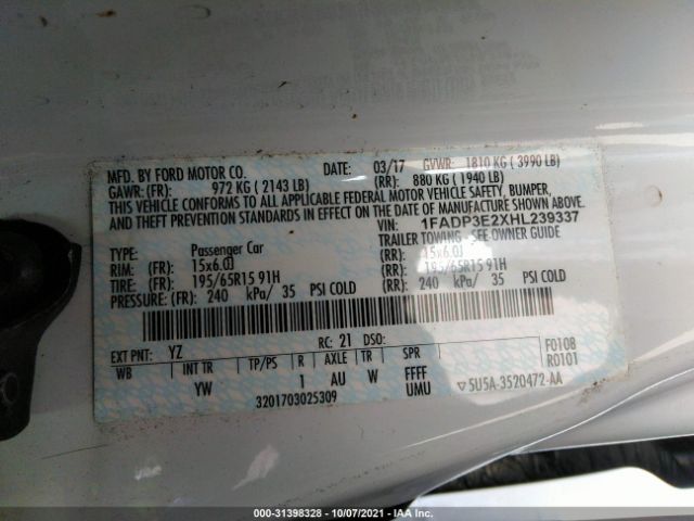 Photo 8 VIN: 1FADP3E2XHL239337 - FORD FOCUS 