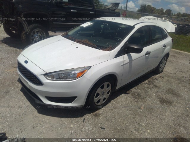 Photo 1 VIN: 1FADP3E2XJL225007 - FORD FOCUS 