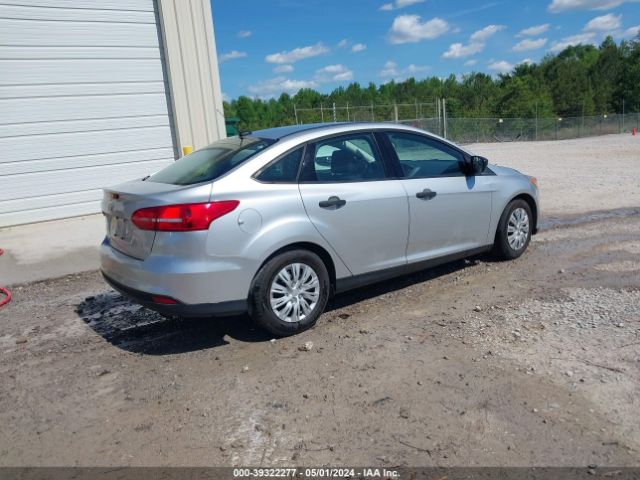 Photo 3 VIN: 1FADP3E2XJL242793 - FORD FOCUS 